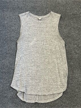 a new day Women’s Light Gray Heathered Sleeveless Tank Top, Medium
